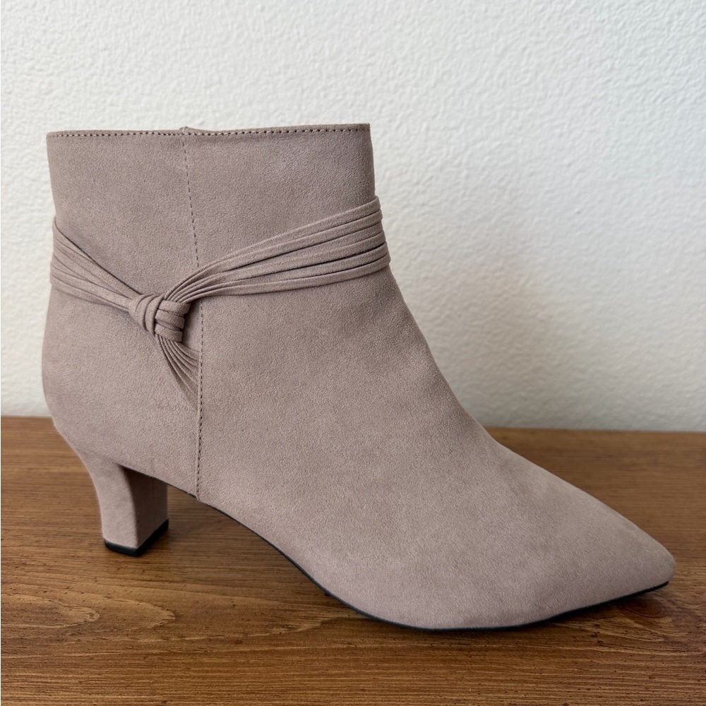 East 5th Memory Foam Faux Suede Gray Ankle Booties Size 11W